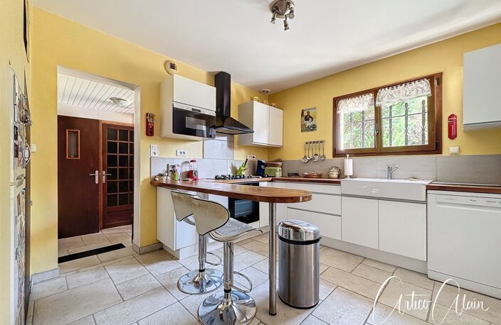 Belle maison familiale 140 m² avec piscine et grand terrain plus de 3400m² — photo 5