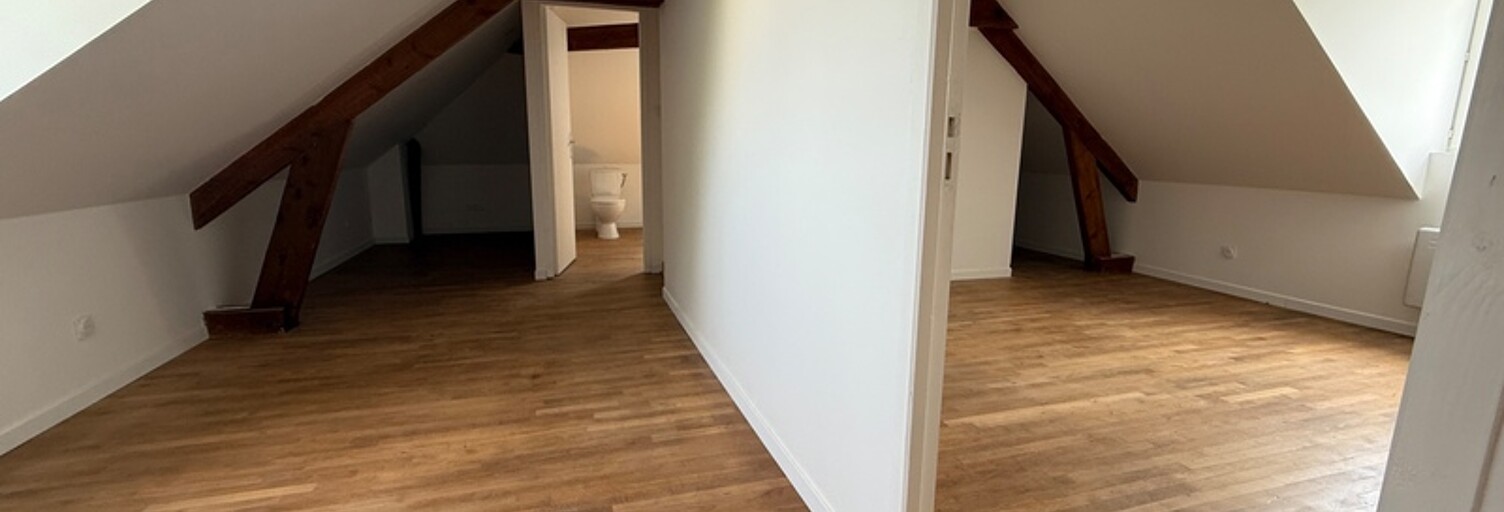 Maison 5 Pièces 106 m² à louer à Gennes-Val-de-Loire (49350)