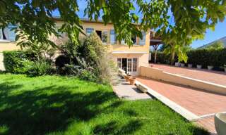 Maison 10 Pièces 239 m² à vendre à Nercillac (16200)