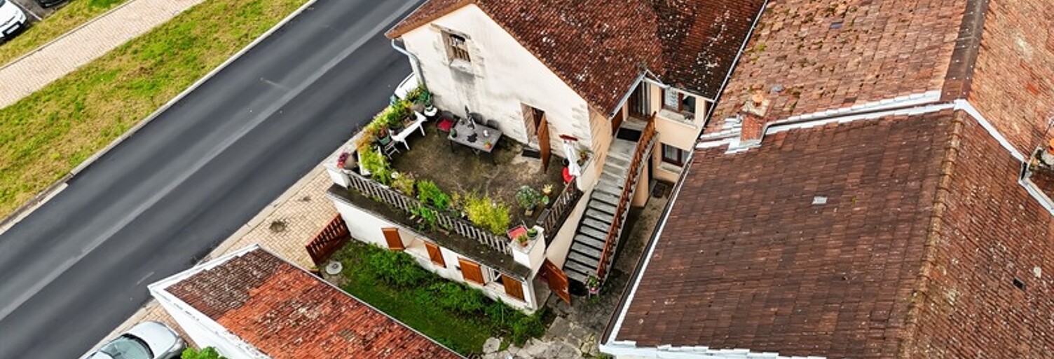 Immeuble  167 m² à vendre à Montmorot (39570)