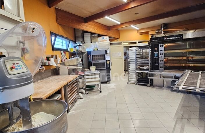 À vendre – Murs et Fonds de commerce Boulangerie / Pâtisserie / Snacking / Drive – Secteur Dole (39) — photo 2