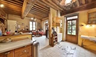 Maison 6 Pièces 180 m² à vendre à Saint-Trivier-de-Courtes (01560)