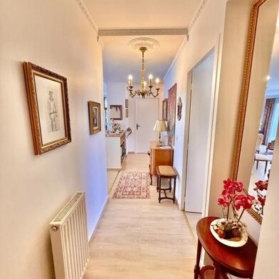 Appartement 4 pièces 315000 €