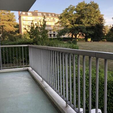 Appartement 6 pièces 3300 €