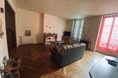 Appartement 2 pièces 765 €
