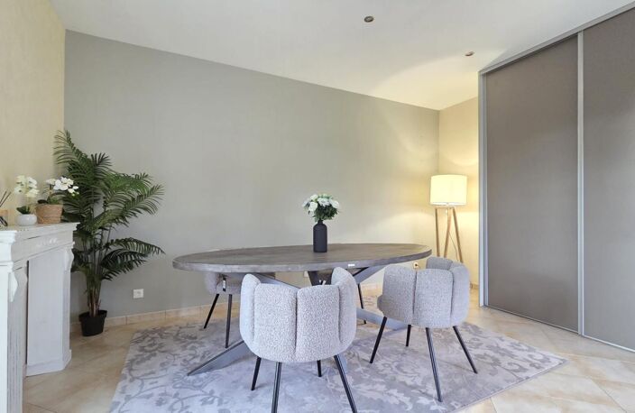 COMPIEGNE (60) - Maison en pierre 3p — photo 4
