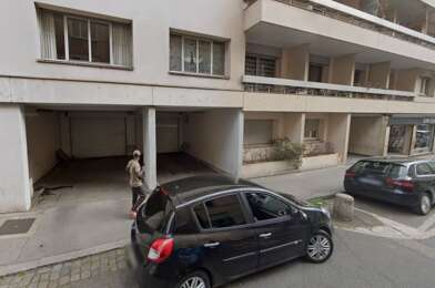 Garage  110 €