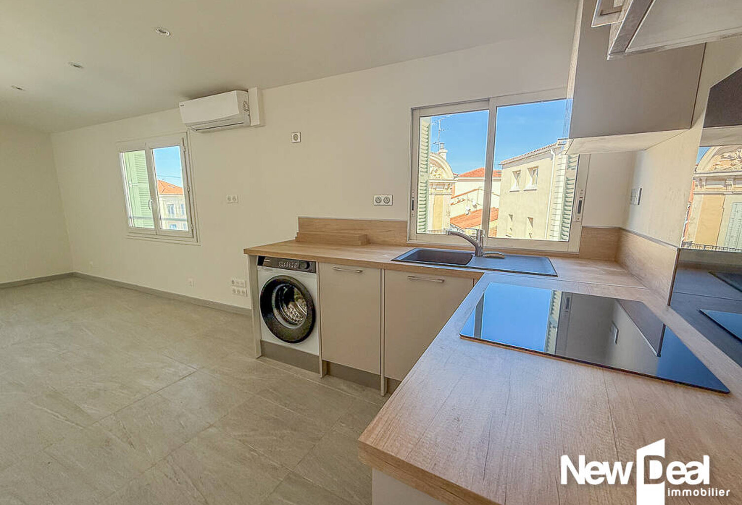 SAINT RAPHAEL _ Charmant appartement d'environ 47m²  proche mer et commodités — photo 1