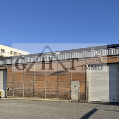 Local industriel  10386 €