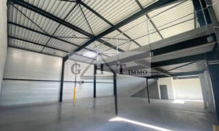 Local industriel  560 m² à louer à Senlis (60300)