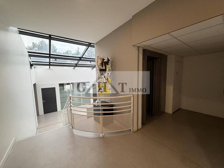 BUREAUX 311M2 A LOUER EVRY-COURCOURONNES — photo 1