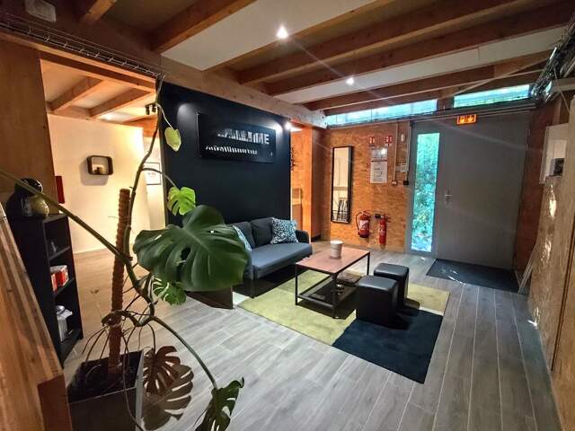 A vendre - Local d'activité sur Montfavet - Agroparc — photo du bien