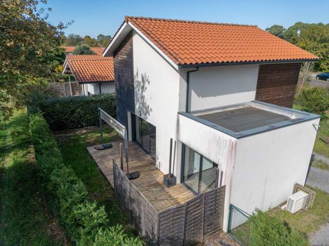 Maison À Vendre — photo du bien