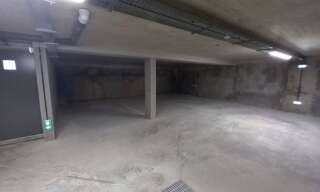 Garage  13 m² à vendre à La Crau (83260)