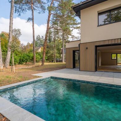 Maison 5 pièces 870000 €