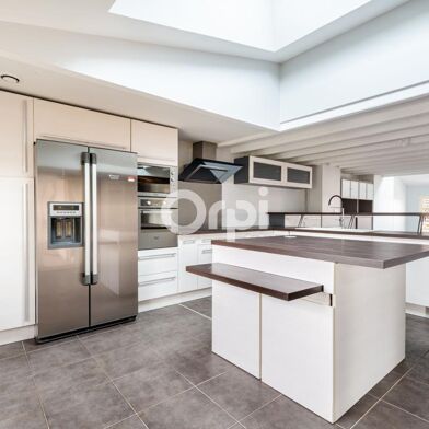 Appartement 4 pièces 219900 €