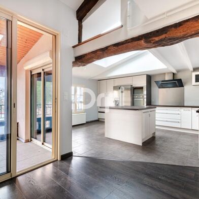 Appartement 4 pièces 219900 €