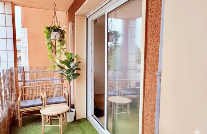 A VENDRE - APPARTEMENT- 2 PIECES - TOULOUSE - PARKING - PROCHES TRANSPORTS PERIPHERIQUE COMMERCES - PROCHE  DEPECHE DU MIDI ET FACULTE JEAN JAURES - — photo 4