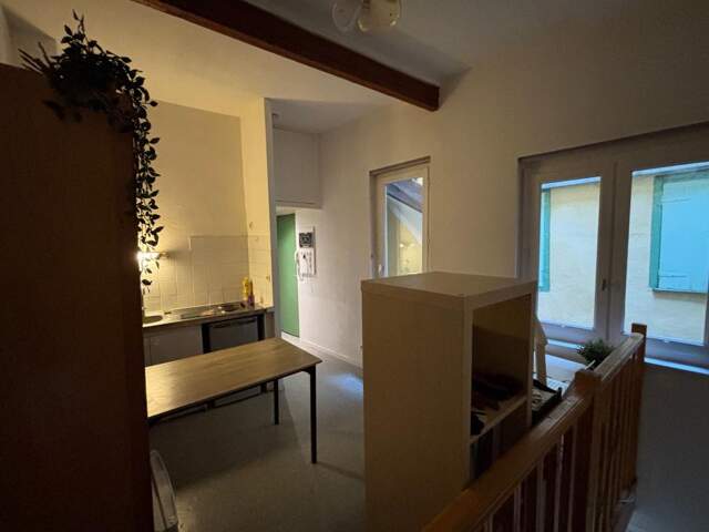 Appartement À Vendre T1 bis en Duplex aux Carmes — photo du bien