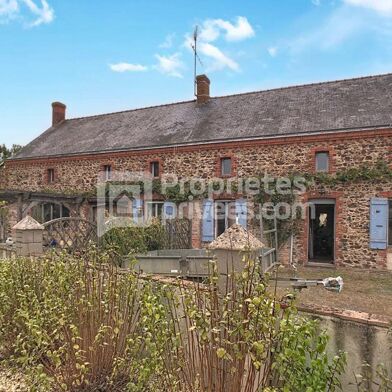 Maison 8 pièces 127000 €