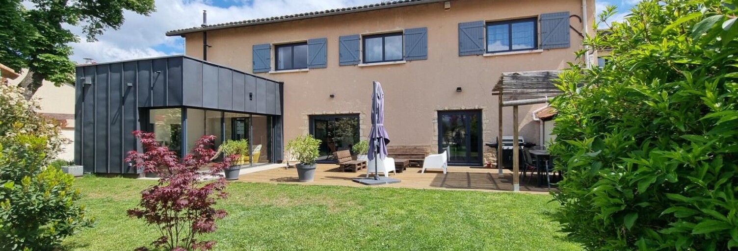 Maison 8 Pièces 221 m² à vendre à Les Chères (69380)