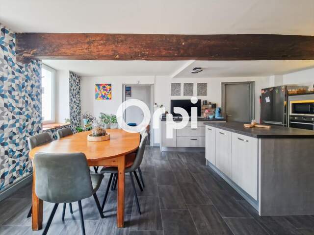   Maison de village en pierres rénovée – 103 m², extérieur & combles aménageables — photo du bien