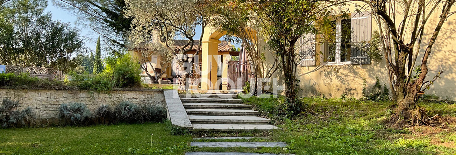 Maison 6 Pièces 235 m² à vendre à Althen-des-Paluds (84210)