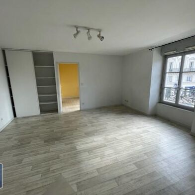 Appartement 2 pièces 810 €