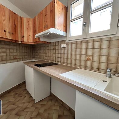 Maison 3 pièces 550 €