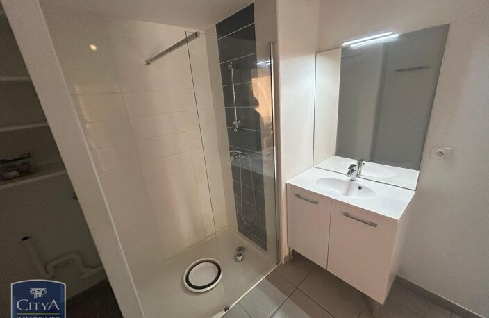 Location appartement 3 pièces 60 m² à Tours (37100) — photo 3