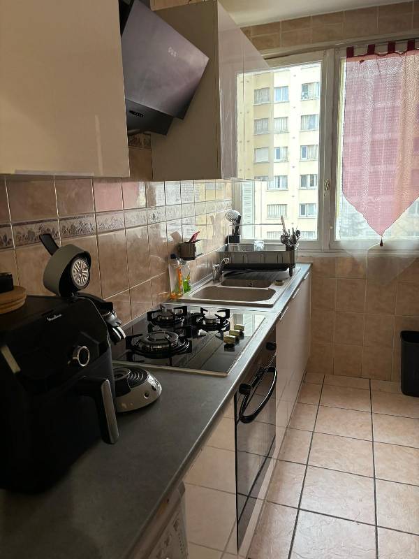 Location Chambre 12 m² à Villeurbanne 501 ¤ CC /mois