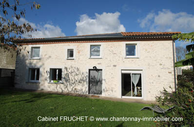 7 minutes sud de CHANTONNAY - Jolie maison en pierre rénovée — photo du bien