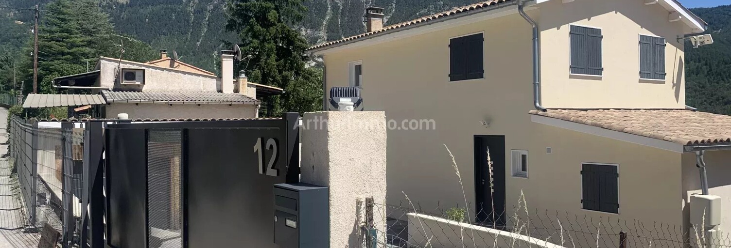 Maison  167 m² à vendre à La Mure-Argens (04170)