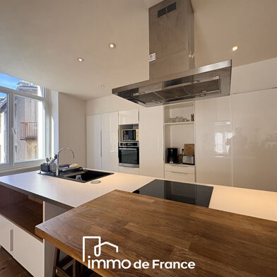 Appartement 5 pièces 280000 €