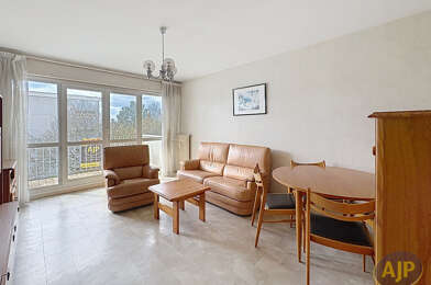 Appartement 3 pièces 750 €