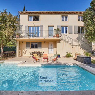 Maison 9 pièces 940000 €