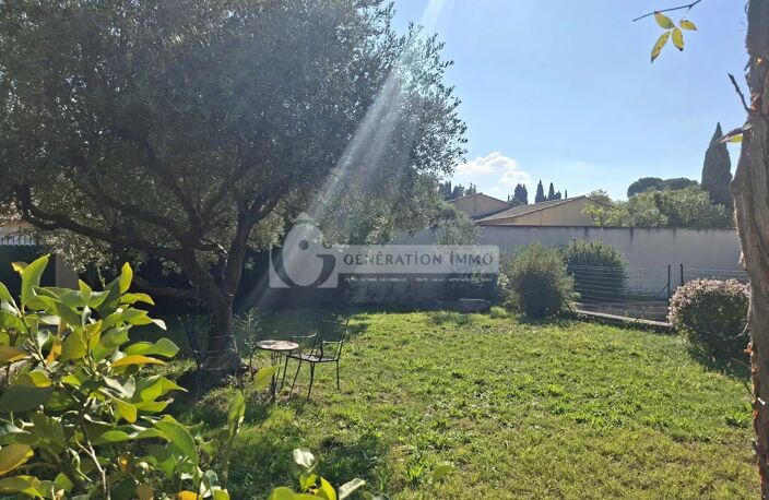 Maison familiale avec piscine et dépendances à Saint-Rémy-de-Pro — photo 5