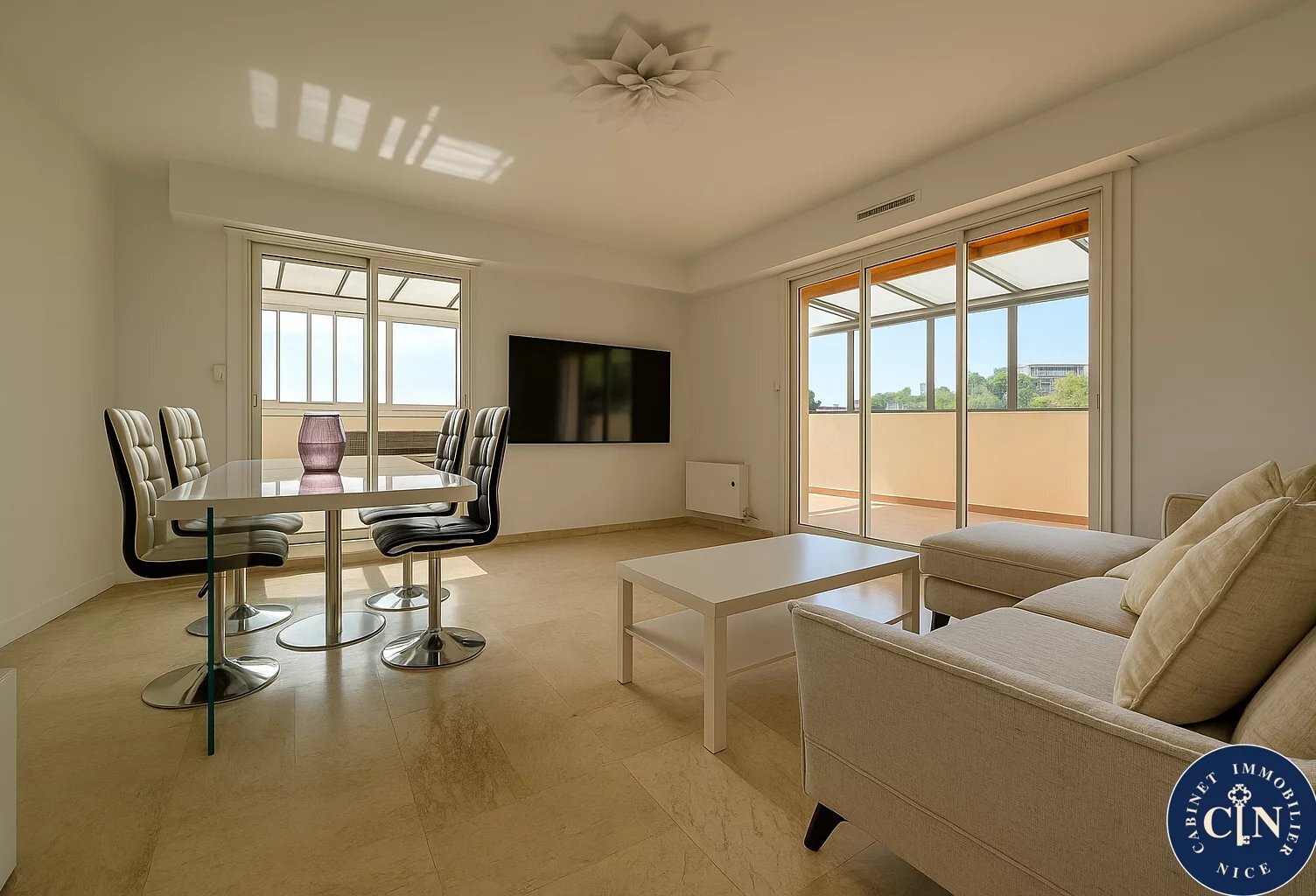 4 pièces – Dernier étage – Toit-terrasse & vue mer – Nice / Magn — photo 1
