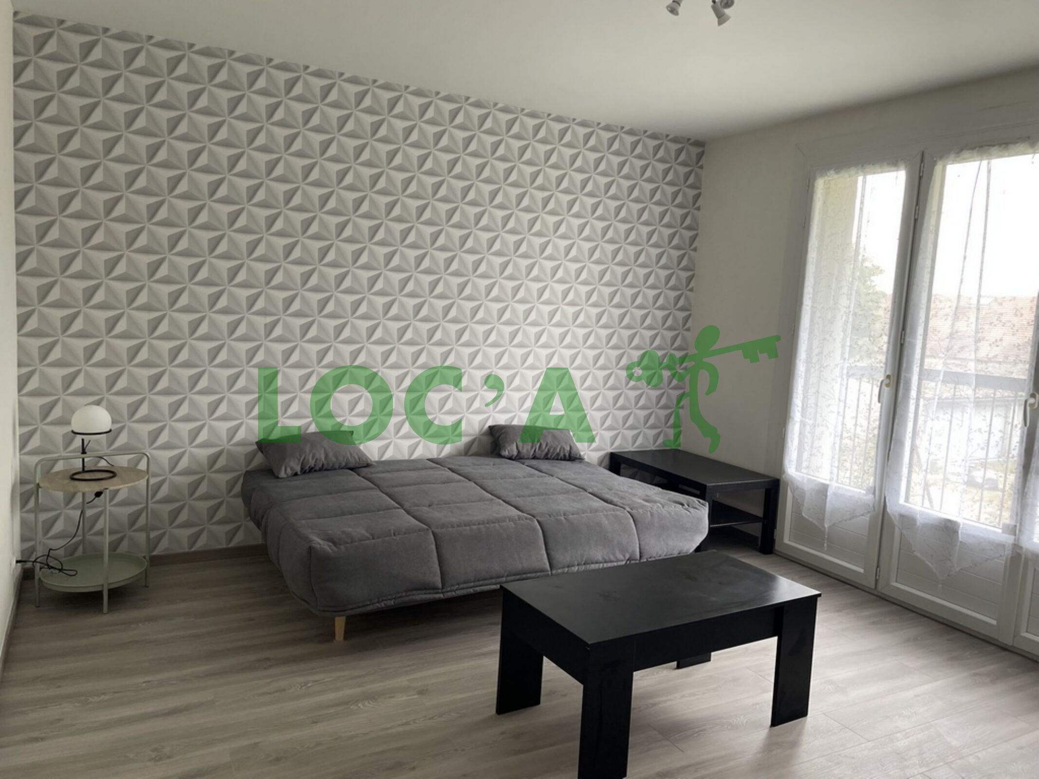 Location T2 32 m² à Nuits-Saint-Georges 552 ¤ CC /mois