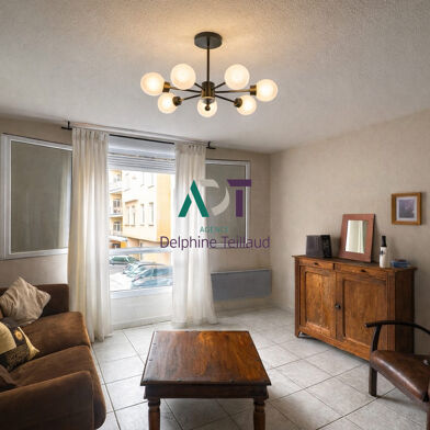 Appartement 2 pièces 121000 €