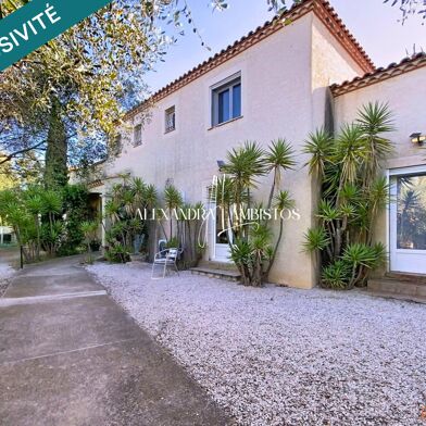 Maison 10 pièces 849000 €