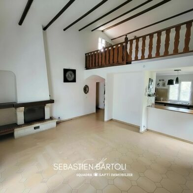 Maison 5 pièces 598000 €