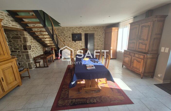 Très belle maison de caractère au sein d'un hameau, habitable sans travaux en résidence secondaire ou principale. — photo 4
