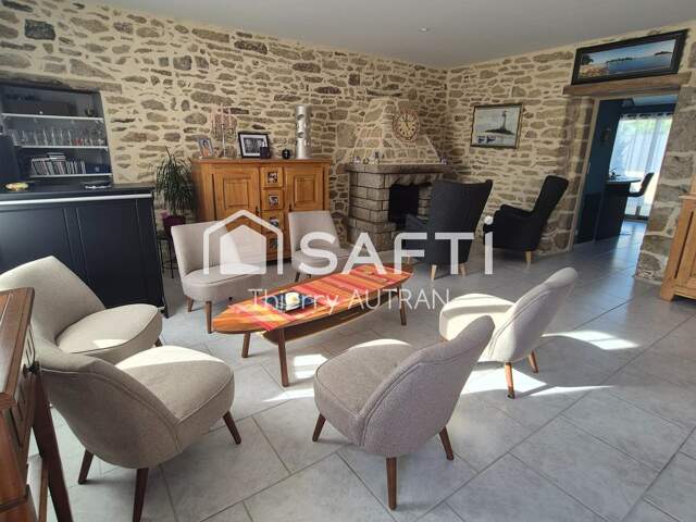 Très belle maison de caractère au sein d'un hameau, habitable sans travaux en résidence secondaire ou principale. — photo du bien