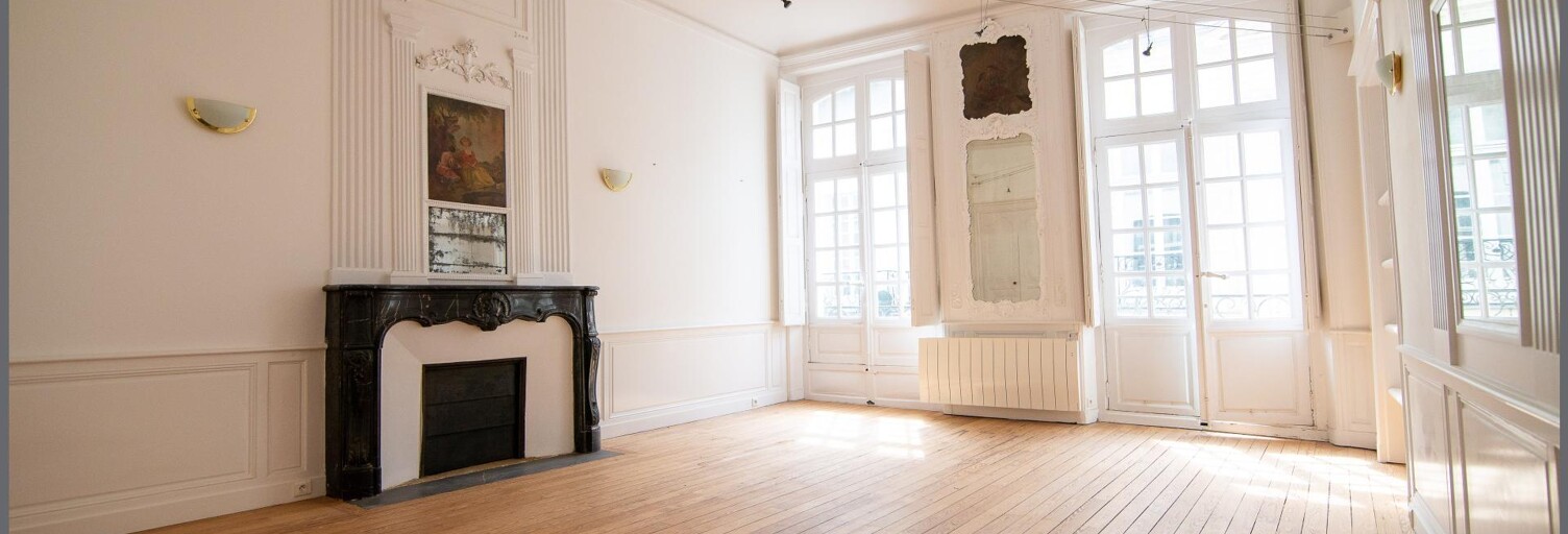 Bureau 8 Pièces 200 m² à louer à Nantes (44000)