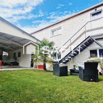 Maison 9 pièces 639000 €