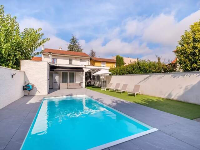 Très belle Maison de 150 m² en plein cœur de Villeurbanne — photo du bien