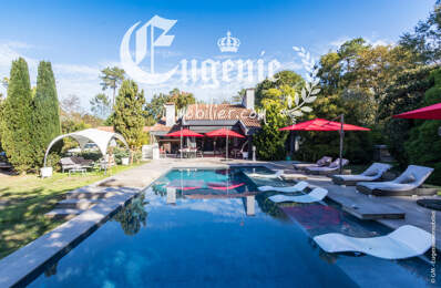 Propriété 211M²+Parc 9900M²+Piscine+Terrasse 200M² au Calme — photo du bien