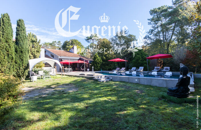 Propriété 211M²+Parc 9900M²+Piscine+Terrasse 200M² au Calme — photo 3