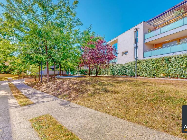 Appartement T1  meublé au centre de Saint-Genis-Laval — photo 1